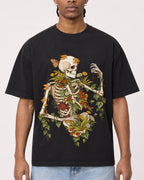 Mockup Boxy Heavyweight Tee Black male close-up 25