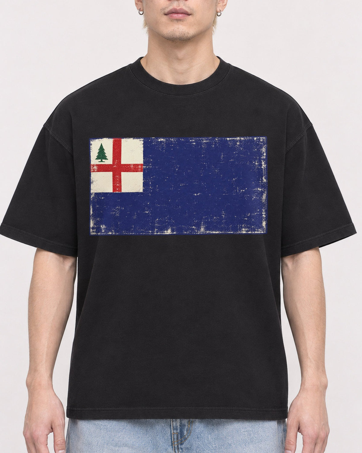 Mockup Boxy Heavyweight Tee Black male close-up 33