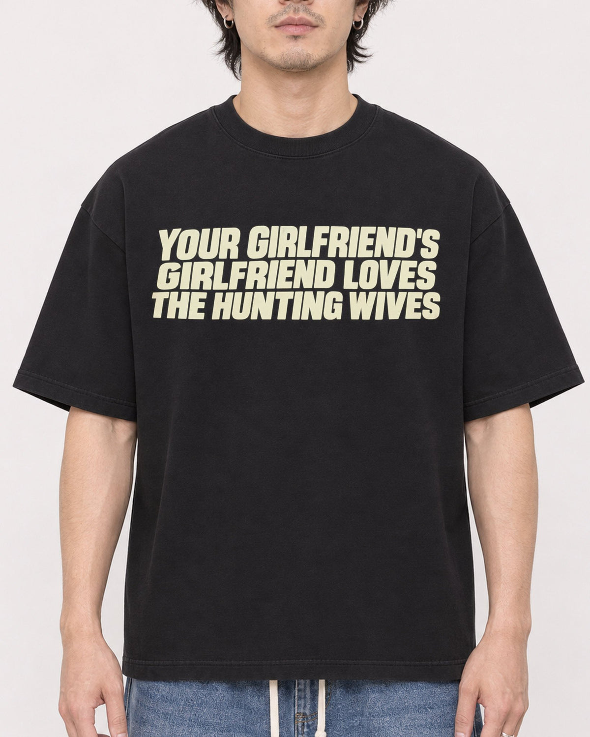 Mockup Boxy Heavyweight Tee Black male close-up 03