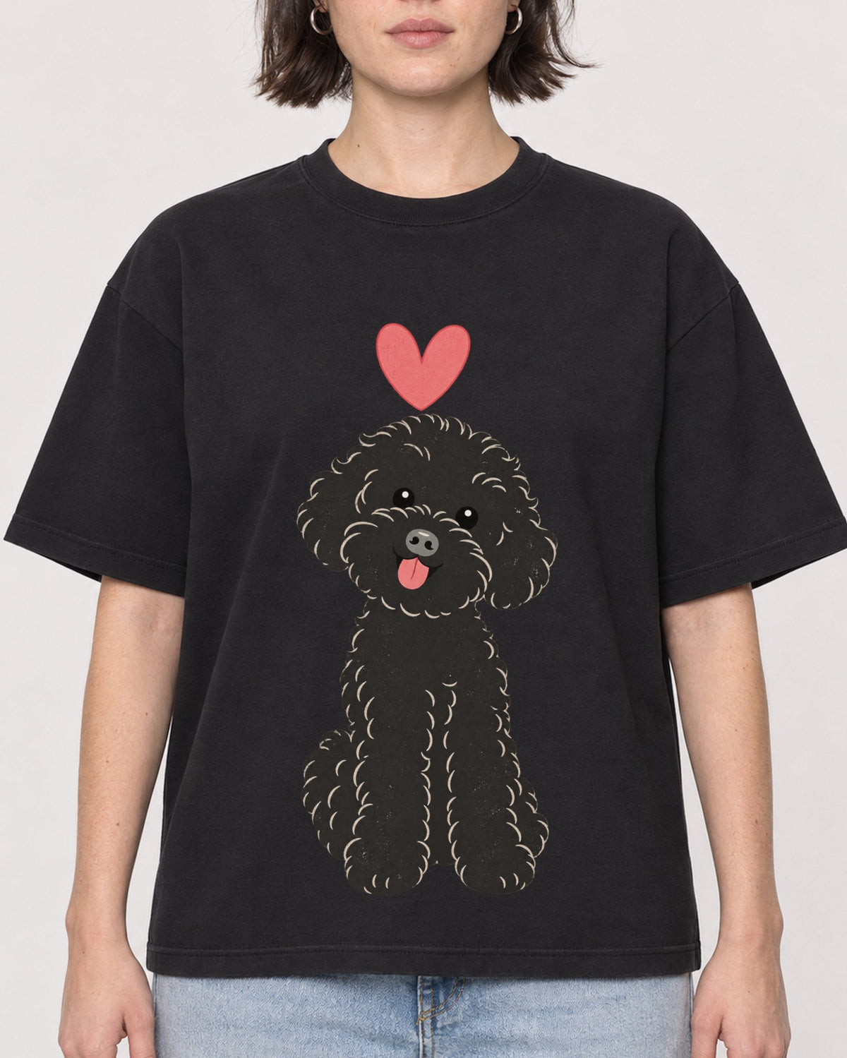 Mockup Boxy Heavyweight Tee Black female close-up 39