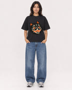 Mockup Boxy Heavyweight Tee Black female full-body 36