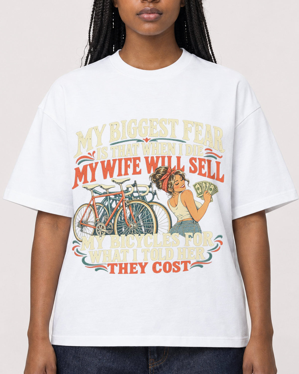 Mockup Boxy Heavyweight Tee White female close-up 04