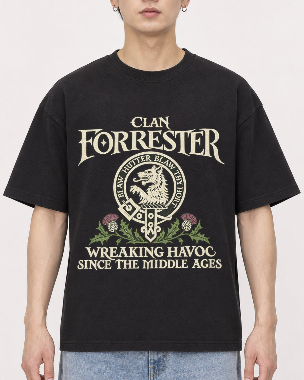 Mockup Boxy Heavyweight Tee Black male close-up 01