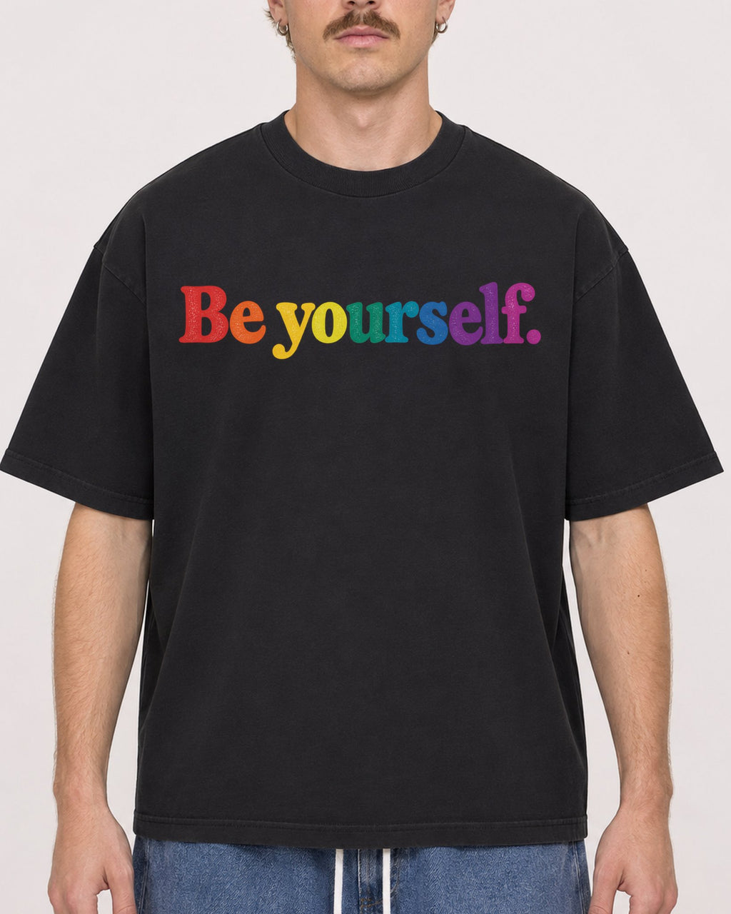 Mockup Boxy Heavyweight Tee Black male close-up 19