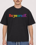 Mockup Boxy Heavyweight Tee Black male close-up 19