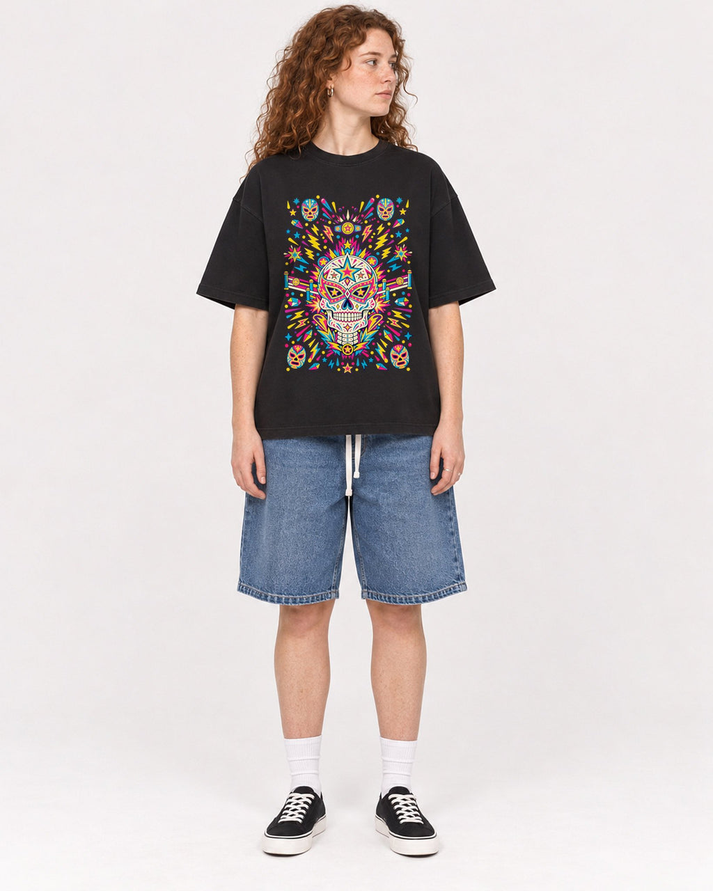 Mockup Boxy Heavyweight Tee Black female full-body 09