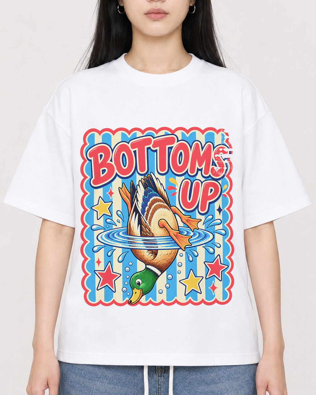 Mockup Boxy Heavyweight Tee White female close-up 01