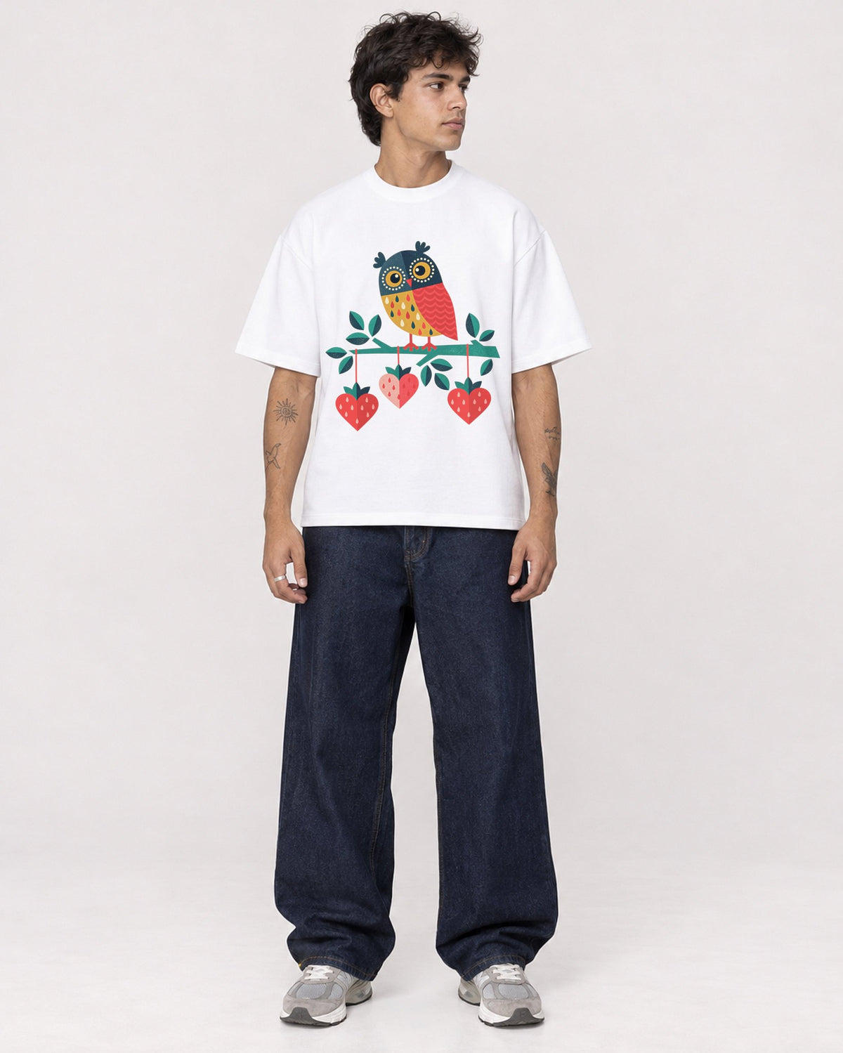 Mockup Boxy Heavyweight Tee White male full-body 06