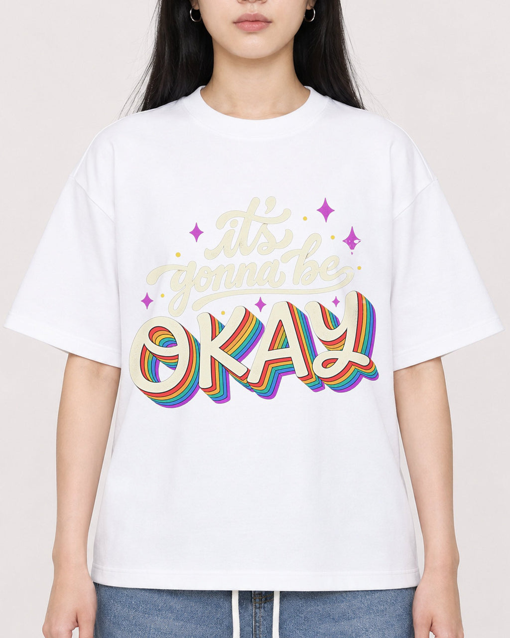 Mockup Boxy Heavyweight Tee White female close-up 01