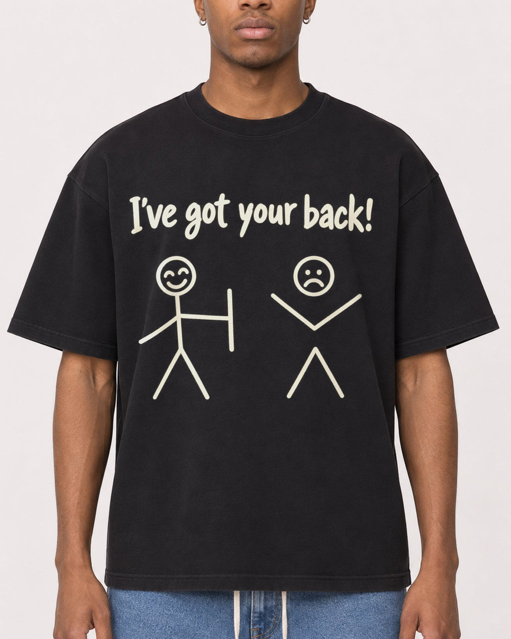 Mockup Boxy Heavyweight Tee Black male close-up 35