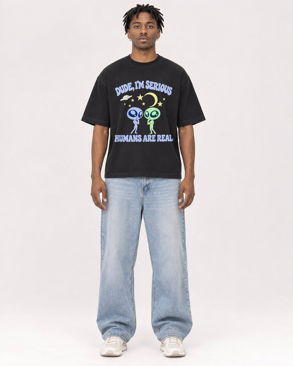 Mockup Boxy Heavyweight Tee Black male full-body 05