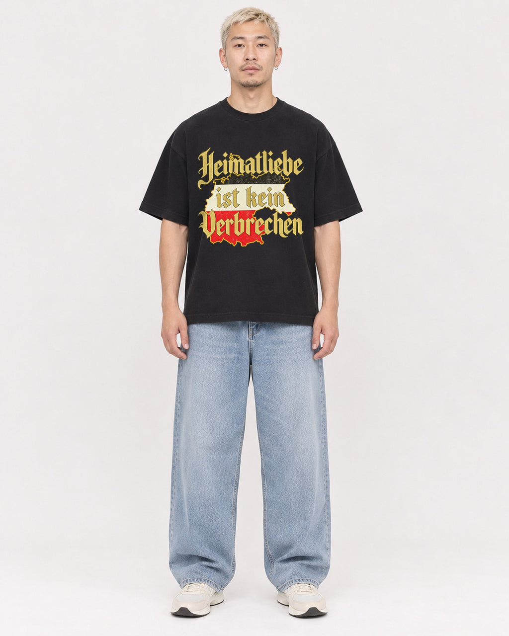 Mockup Boxy Heavyweight Tee Black male full-body 33