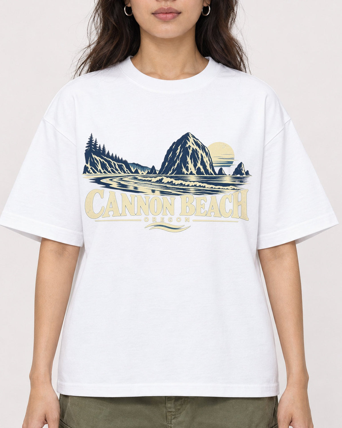 Mockup Boxy Heavyweight Tee White female close-up 02