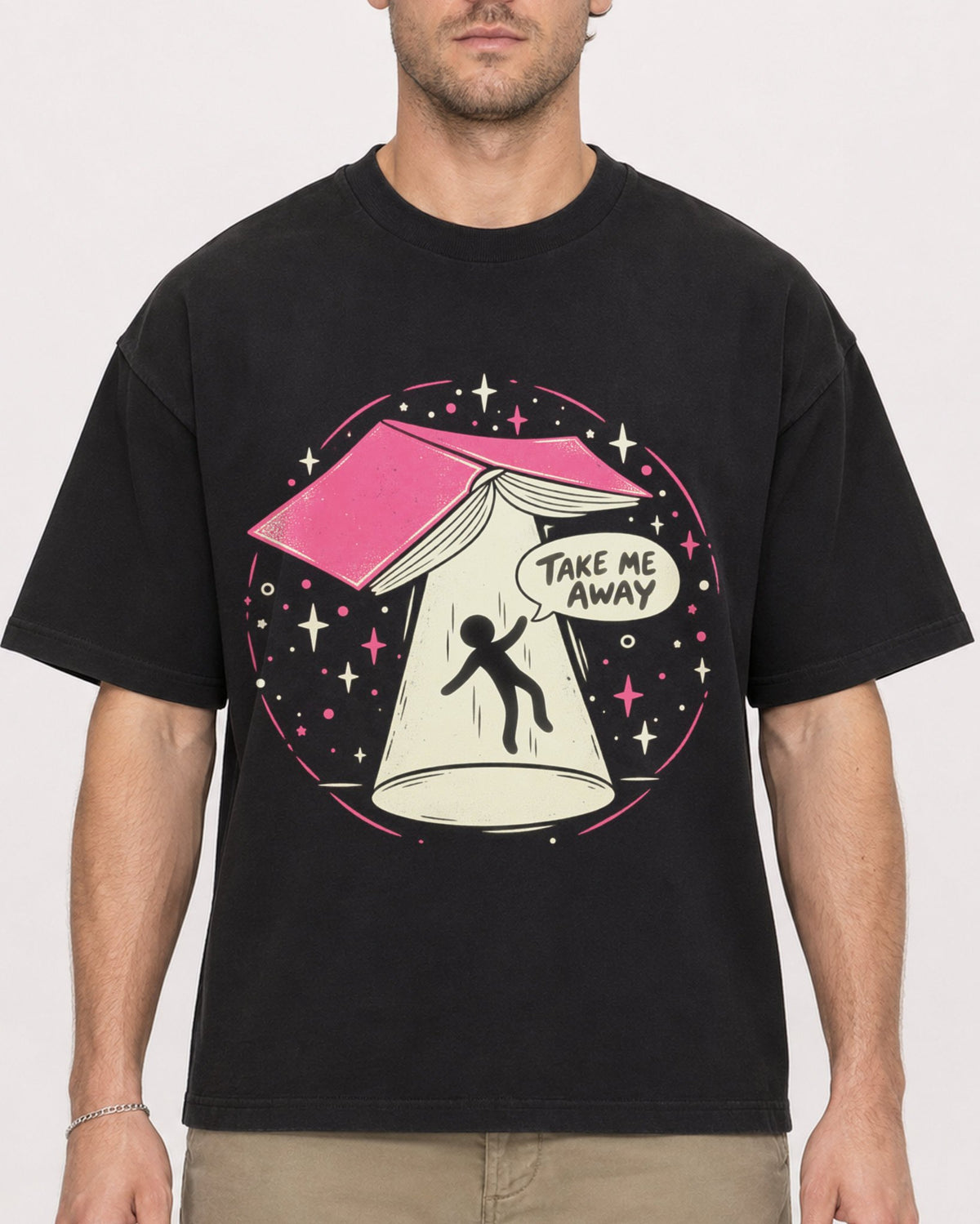 Mockup Boxy Heavyweight Tee Black male close-up 08