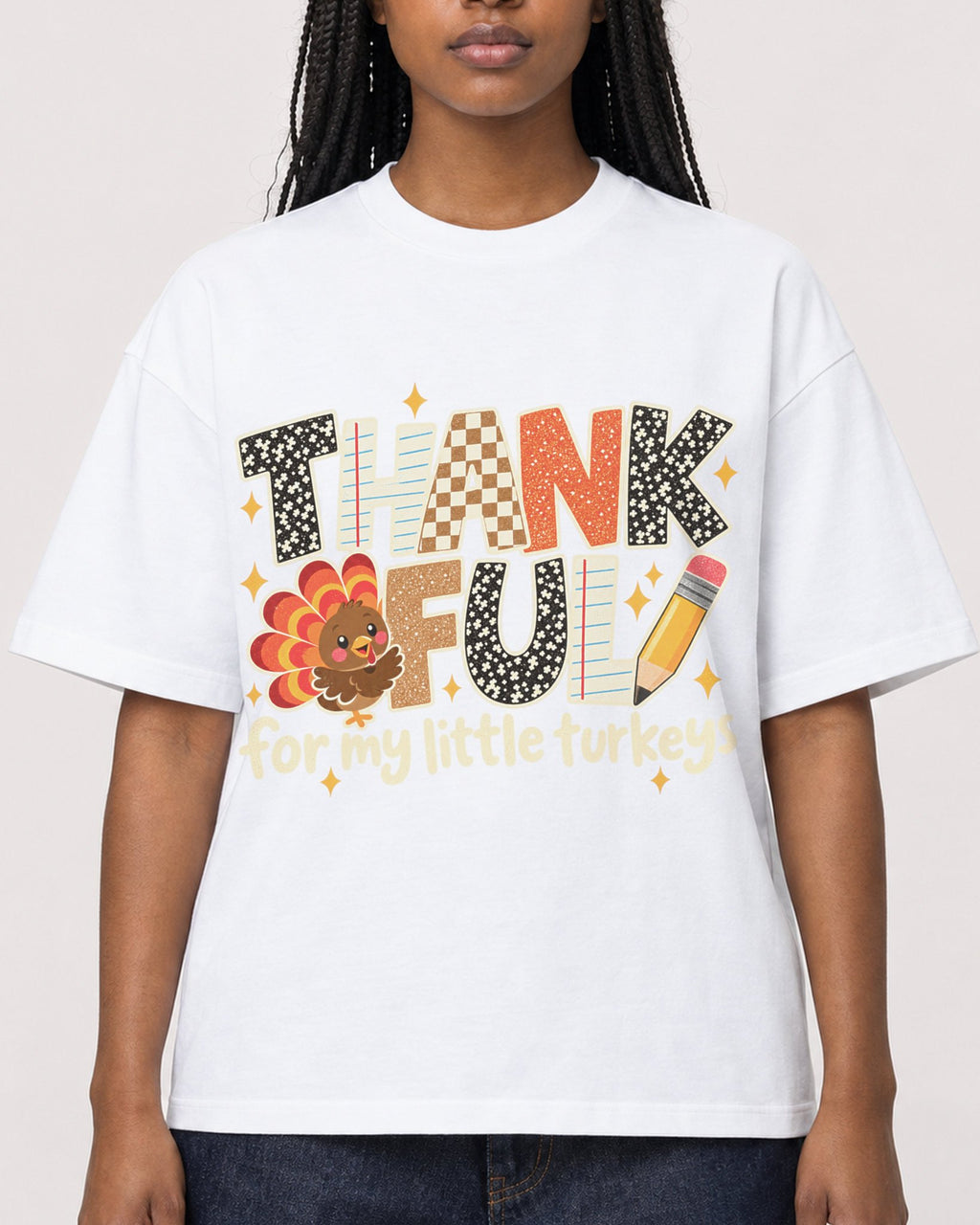 Mockup Boxy Heavyweight Tee White female close-up 04