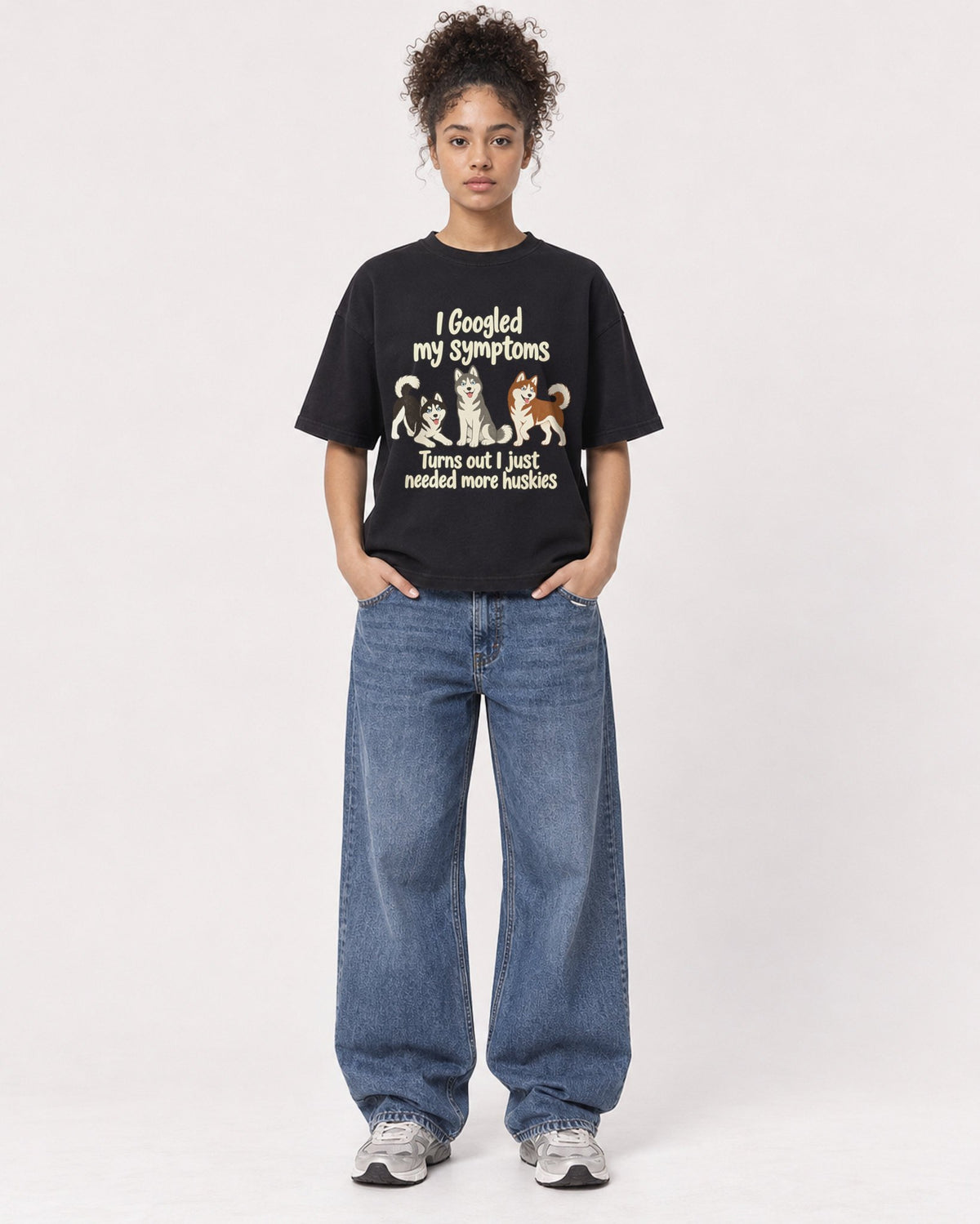 Mockup Boxy Heavyweight Tee Black female full-body 20
