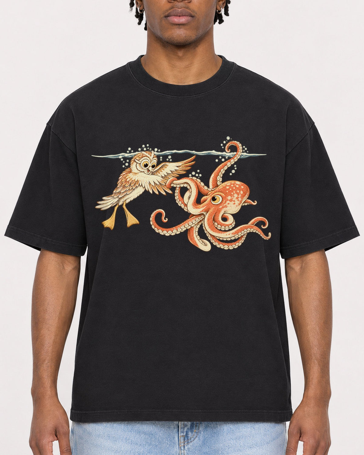 Mockup Boxy Heavyweight Tee Black male close-up 05