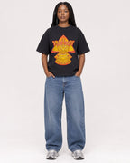 Mockup Boxy Heavyweight Tee Black female full-body 04