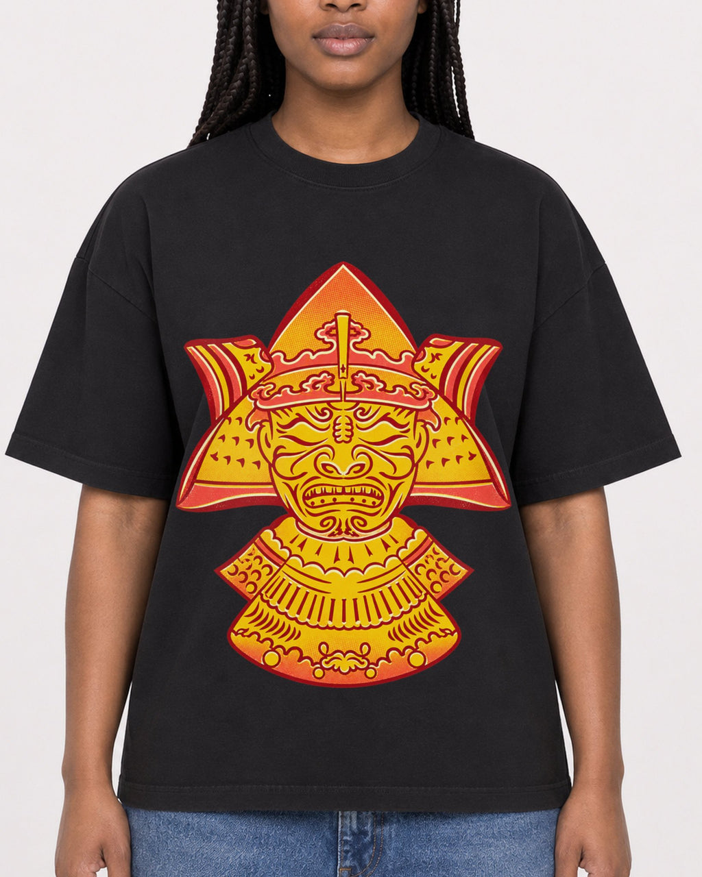 Mockup Boxy Heavyweight Tee Black female close-up 04