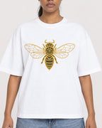 Mockup Boxy Heavyweight Tee White female close-up 25