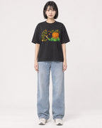 Mockup Boxy Heavyweight Tee Black female full-body 11