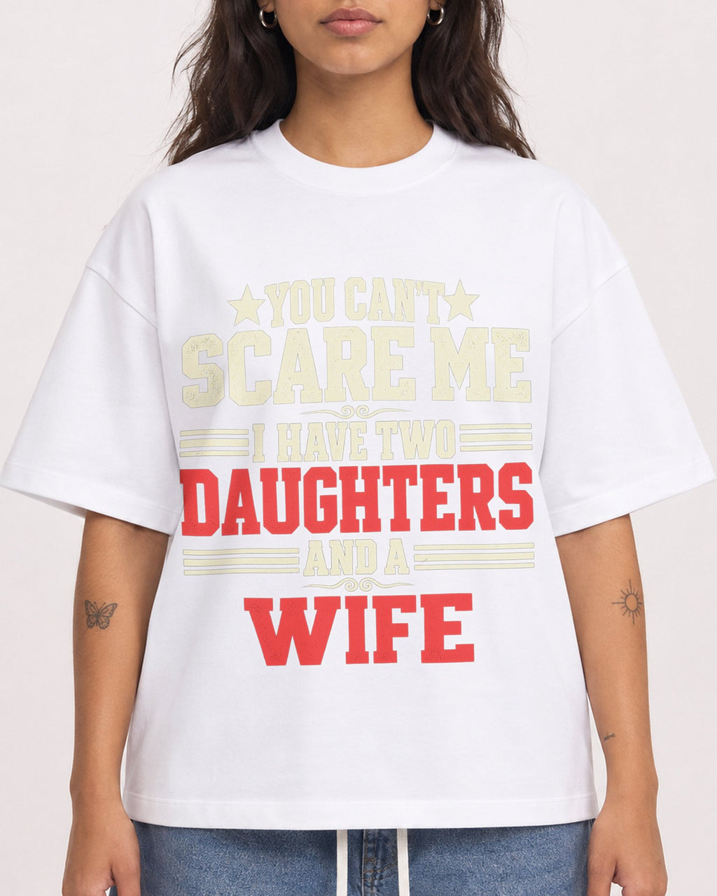 Mockup Boxy Heavyweight Tee White female close-up 06