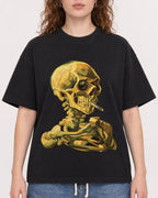 Mockup Boxy Heavyweight Tee Black female close-up 09
