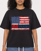 Mockup Boxy Heavyweight Tee Black female close-up 05