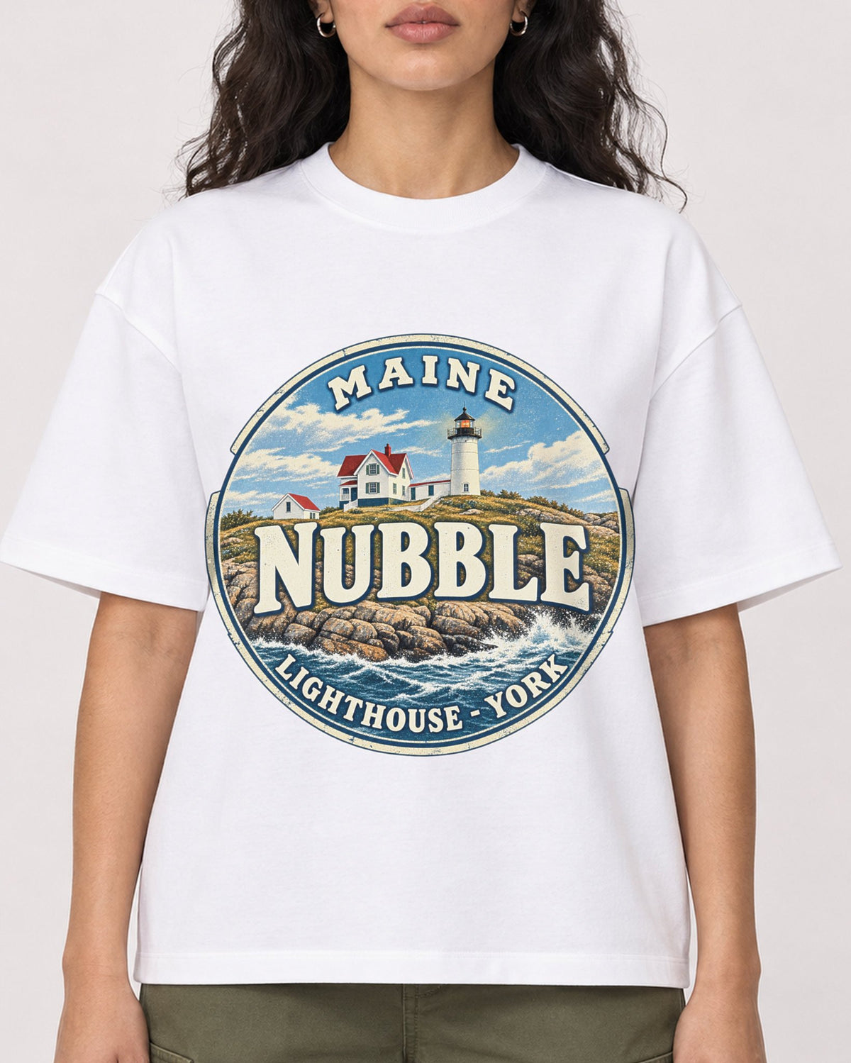 Mockup Boxy Heavyweight Tee White female close-up 07