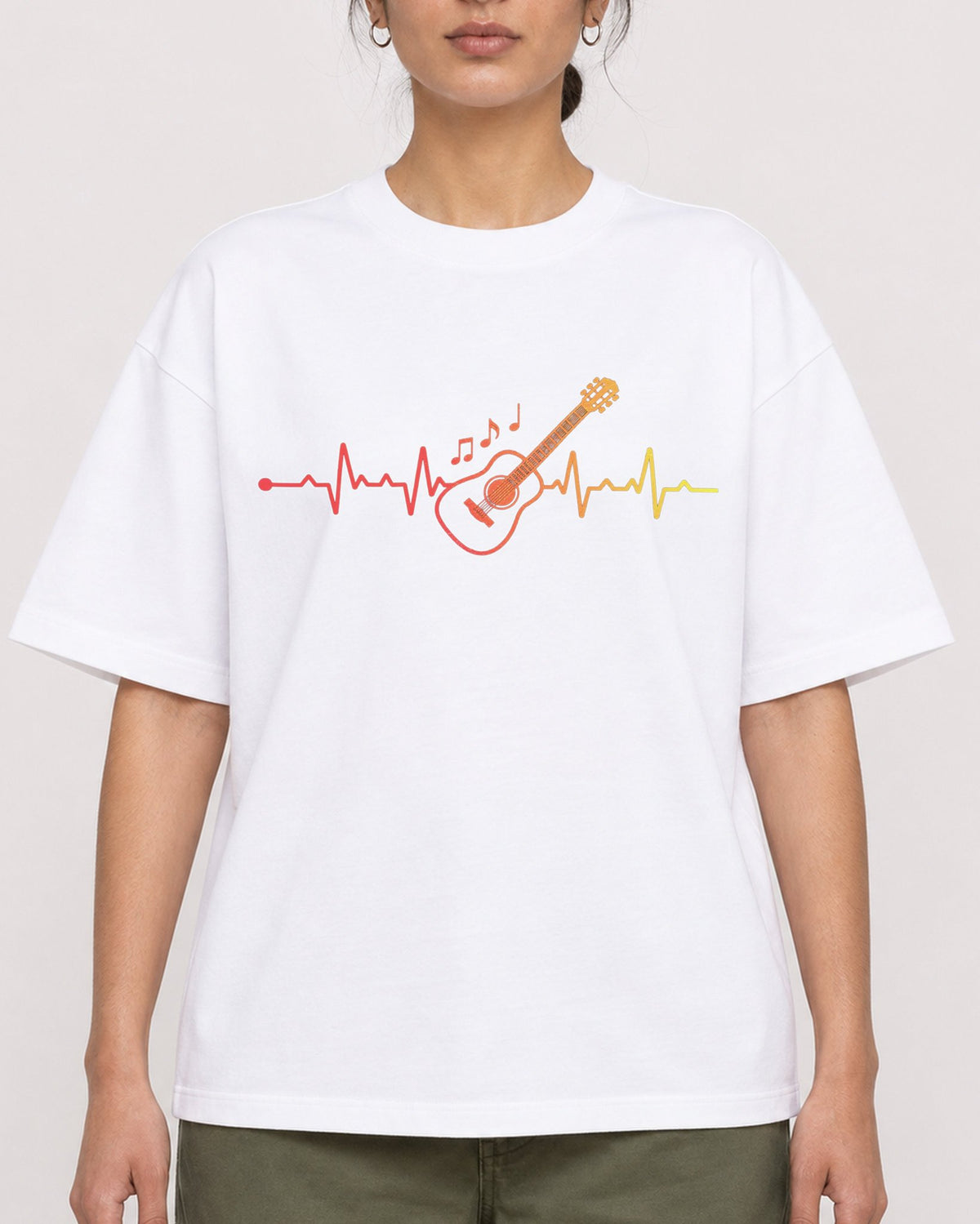Mockup Boxy Heavyweight Tee White female close-up 17