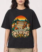Mockup Boxy Heavyweight Tee Black female close-up 02