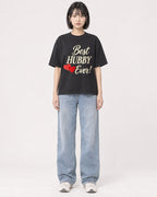 Mockup Boxy Heavyweight Tee Black female full-body 11