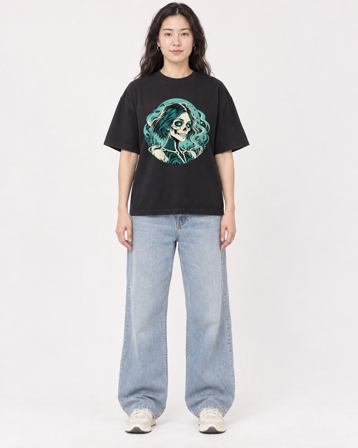 Mockup Boxy Heavyweight Tee Black female full-body 03
