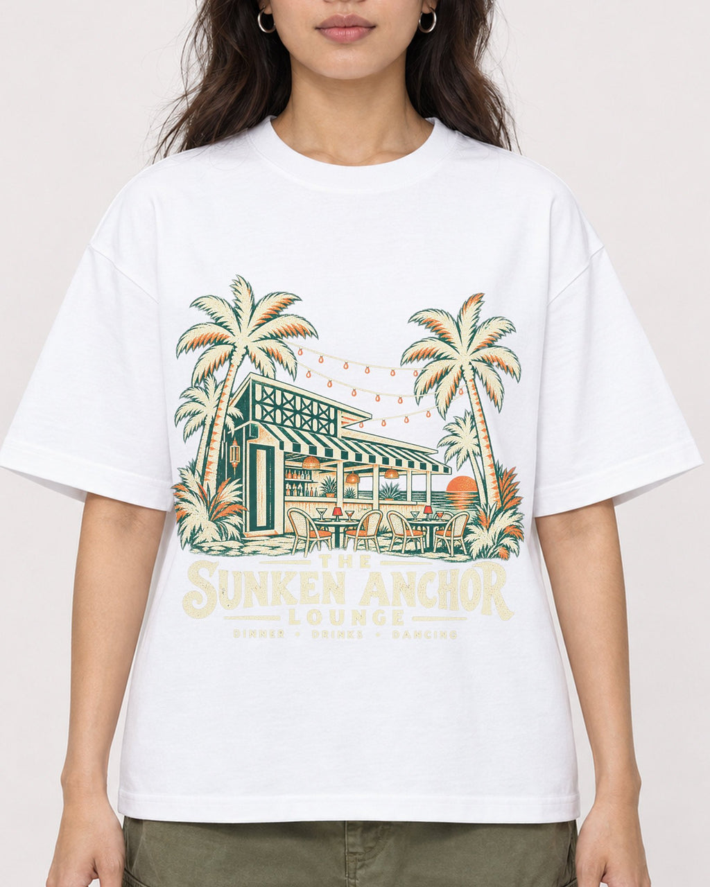 Mockup Boxy Heavyweight Tee White female close-up 02