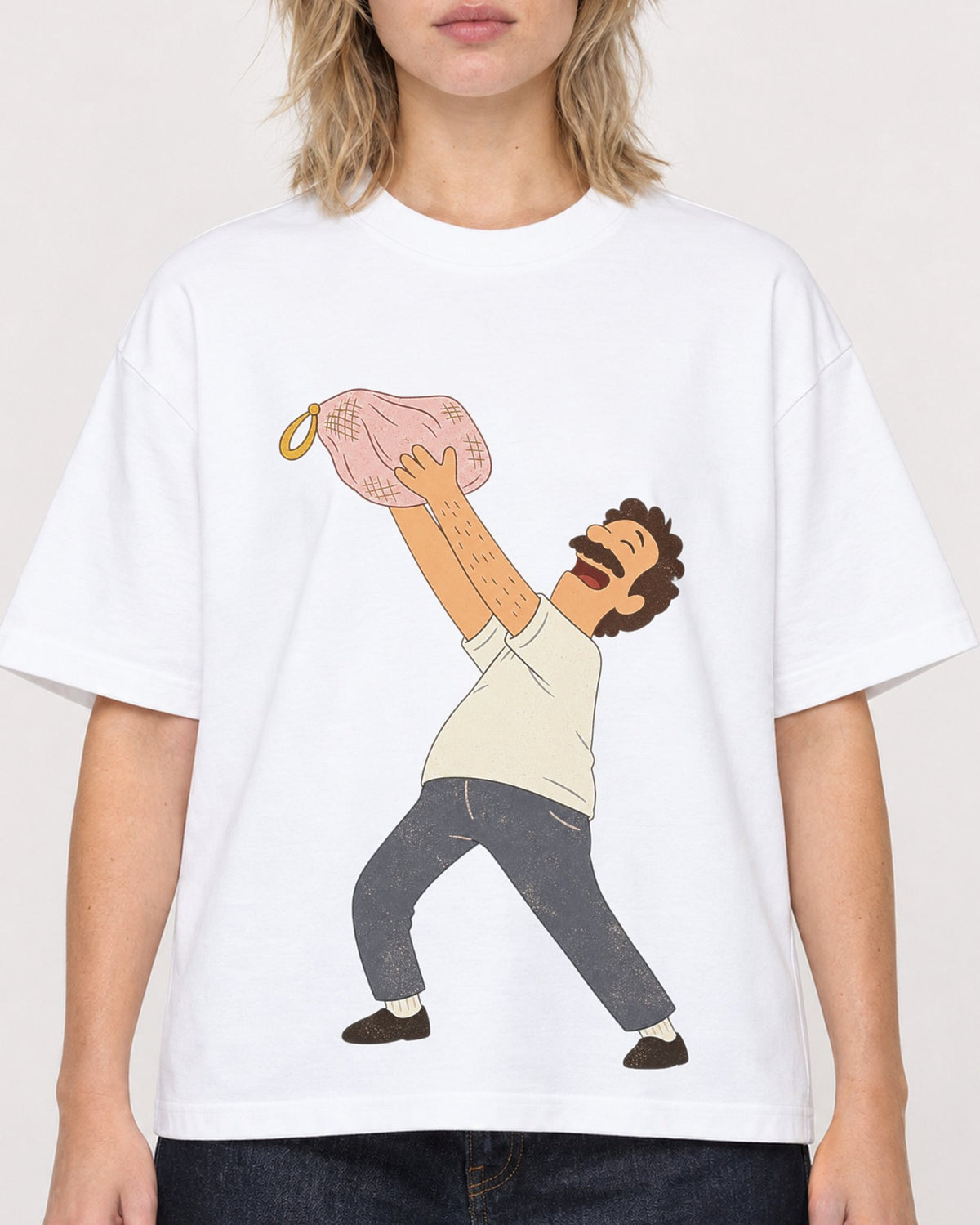 Mockup Boxy Heavyweight Tee White female close-up 19