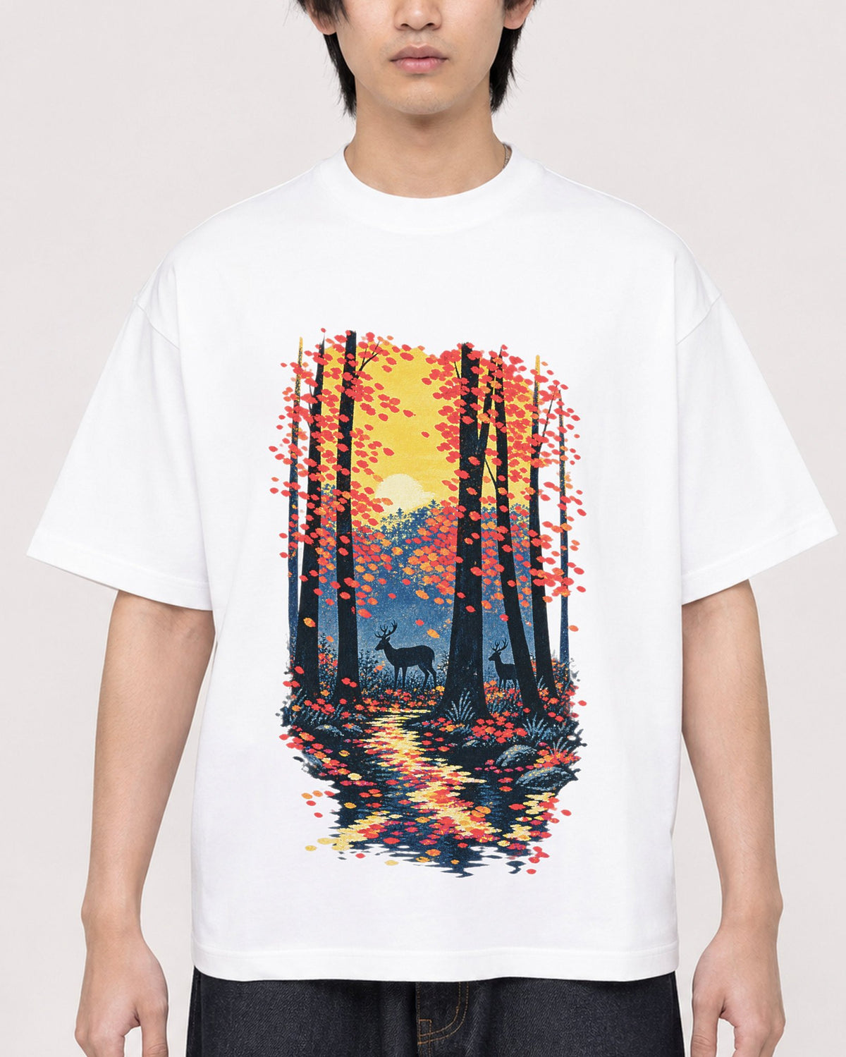 Mockup Boxy Heavyweight Tee White male close-up 11
