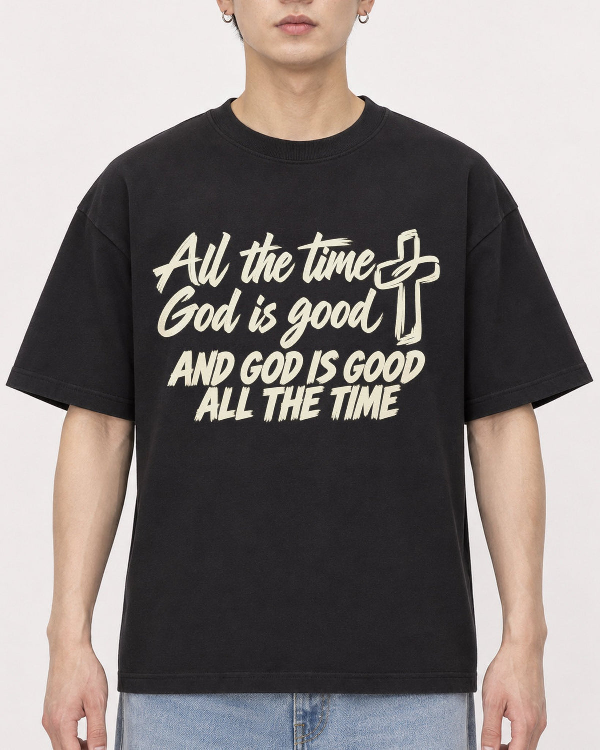Mockup Boxy Heavyweight Tee Black male close-up 01