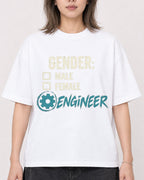 Mockup Boxy Heavyweight Tee White female close-up 33