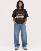 Mockup Boxy Heavyweight Tee Black female full-body 24
