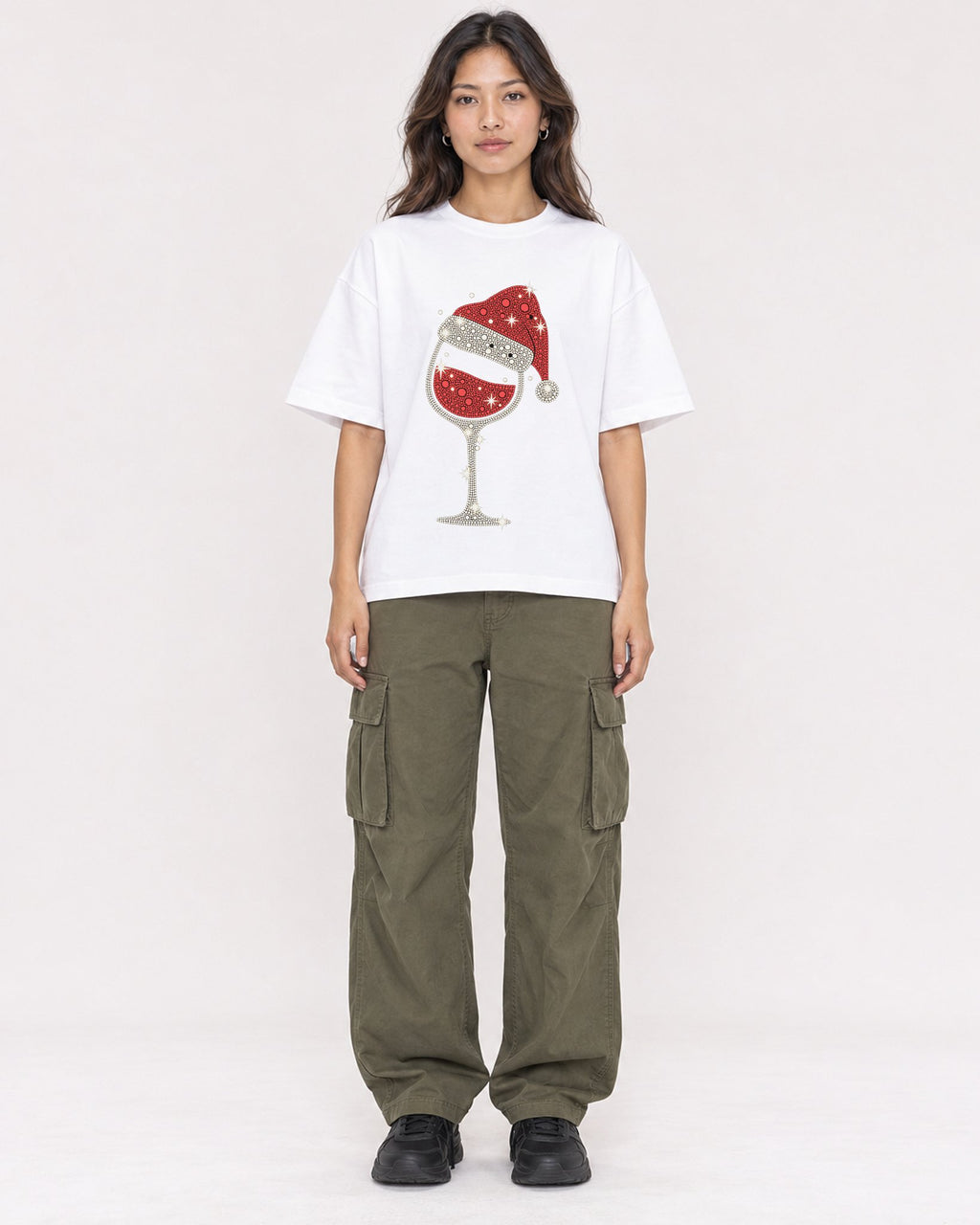 Mockup Boxy Heavyweight Tee White female full-body 02