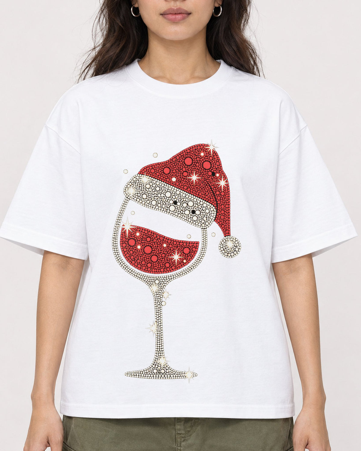 Mockup Boxy Heavyweight Tee White female close-up 02