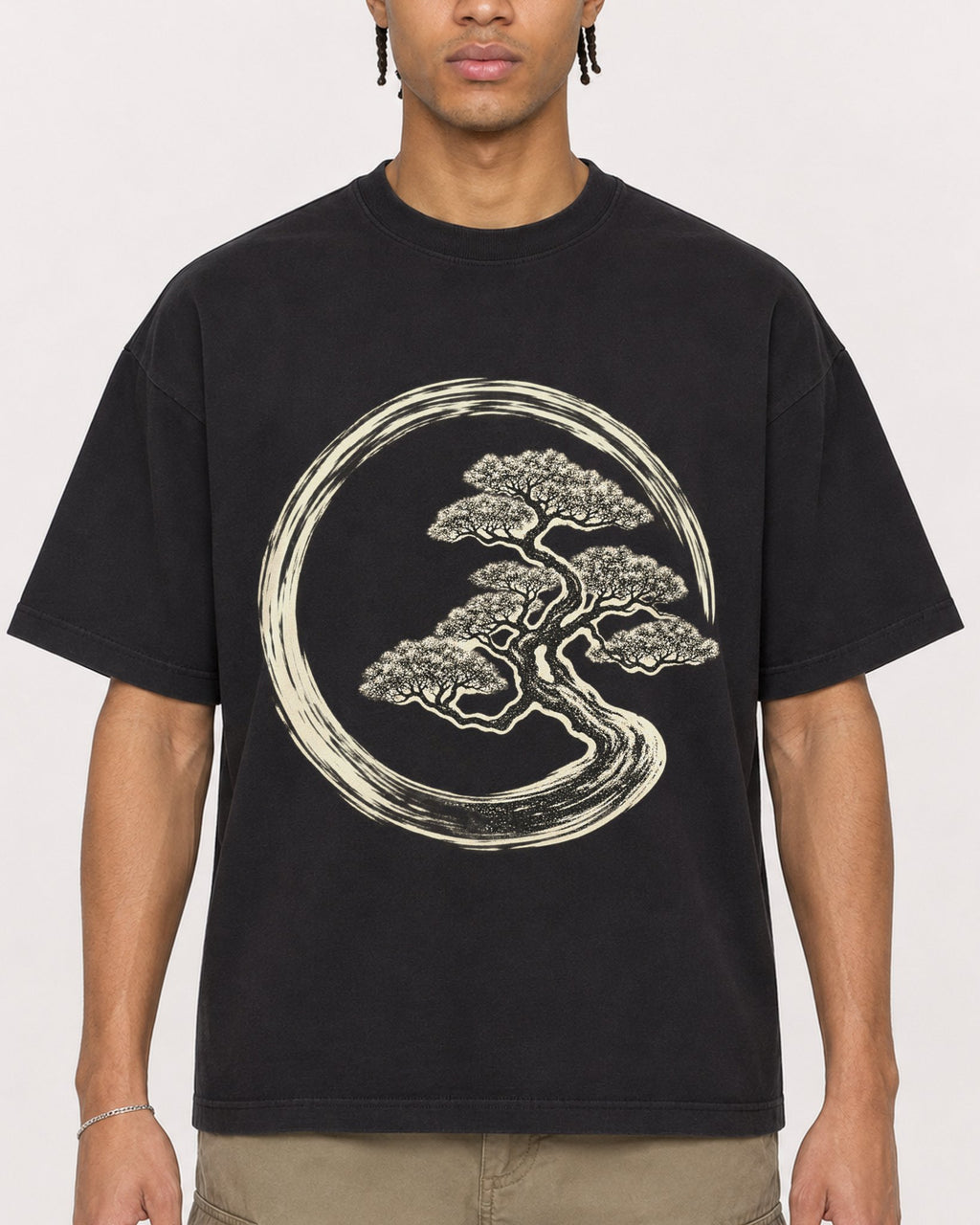 Mockup Boxy Heavyweight Tee Black male close-up 40