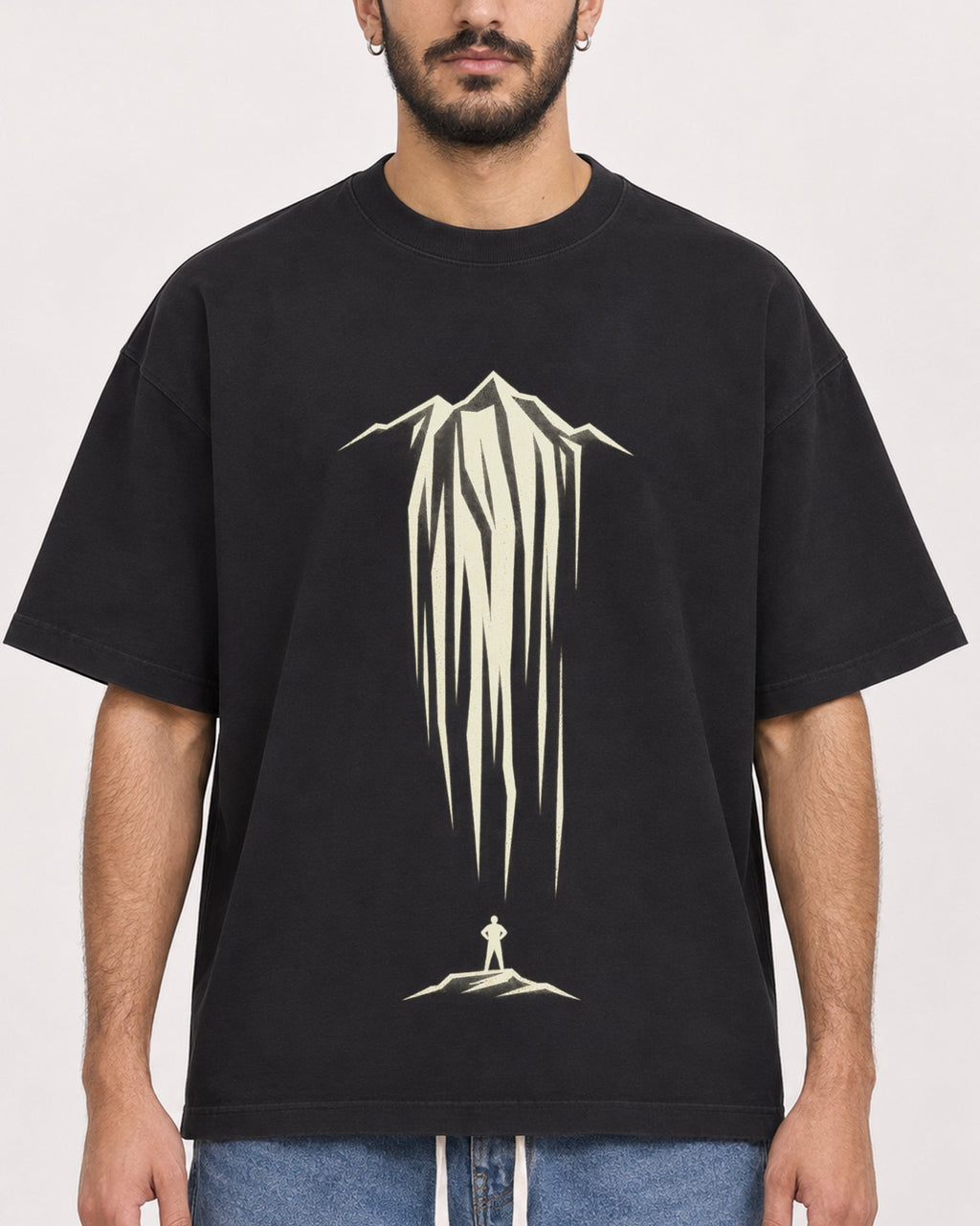 Mockup Boxy Heavyweight Tee Black male close-up 07