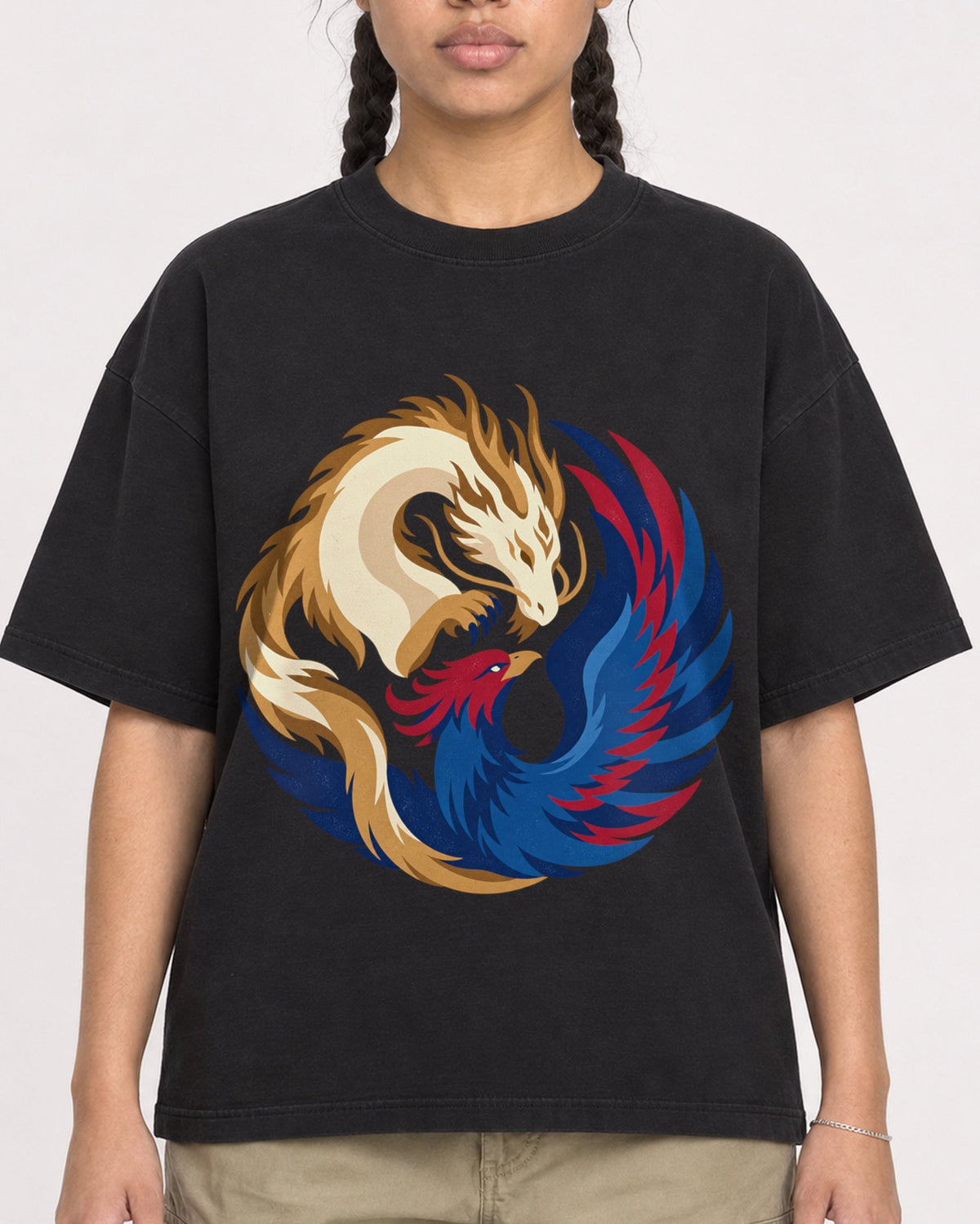 Mockup Boxy Heavyweight Tee Black female close-up 50