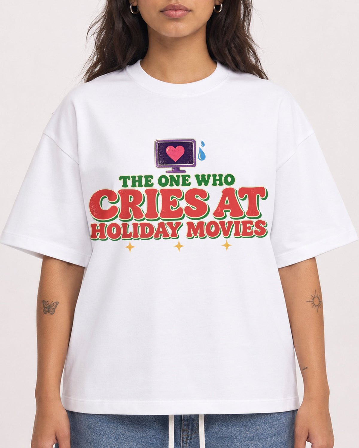 Mockup Boxy Heavyweight Tee White female close-up 06