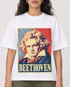 Mockup Boxy Heavyweight Tee White female close-up 07