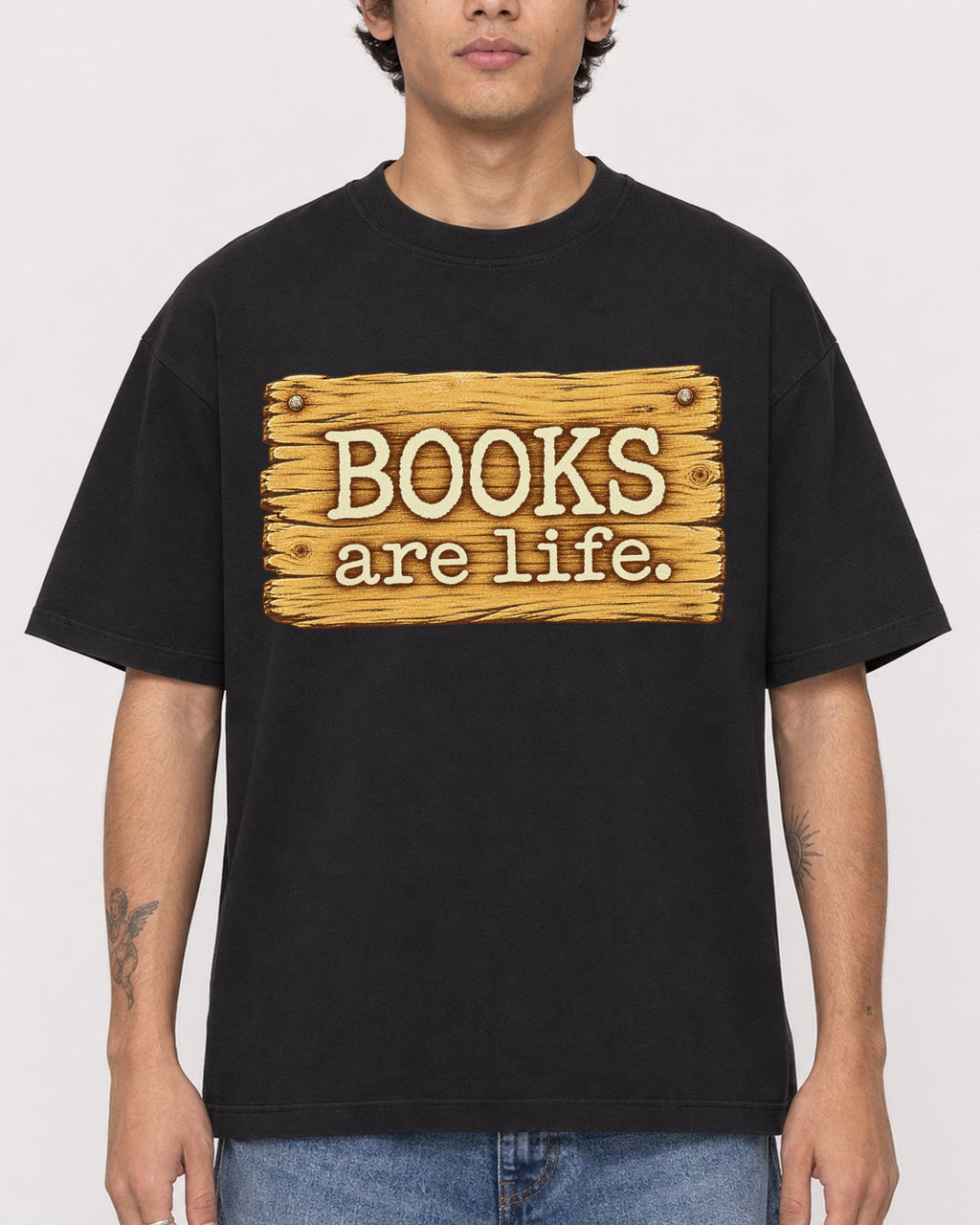 Mockup Boxy Heavyweight Tee Black male close-up 06