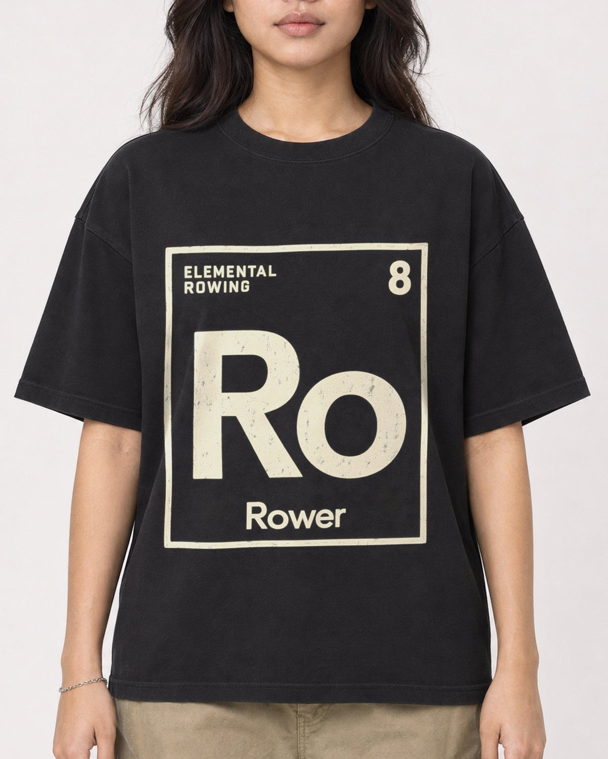 Mockup Boxy Heavyweight Tee Black female close-up 02