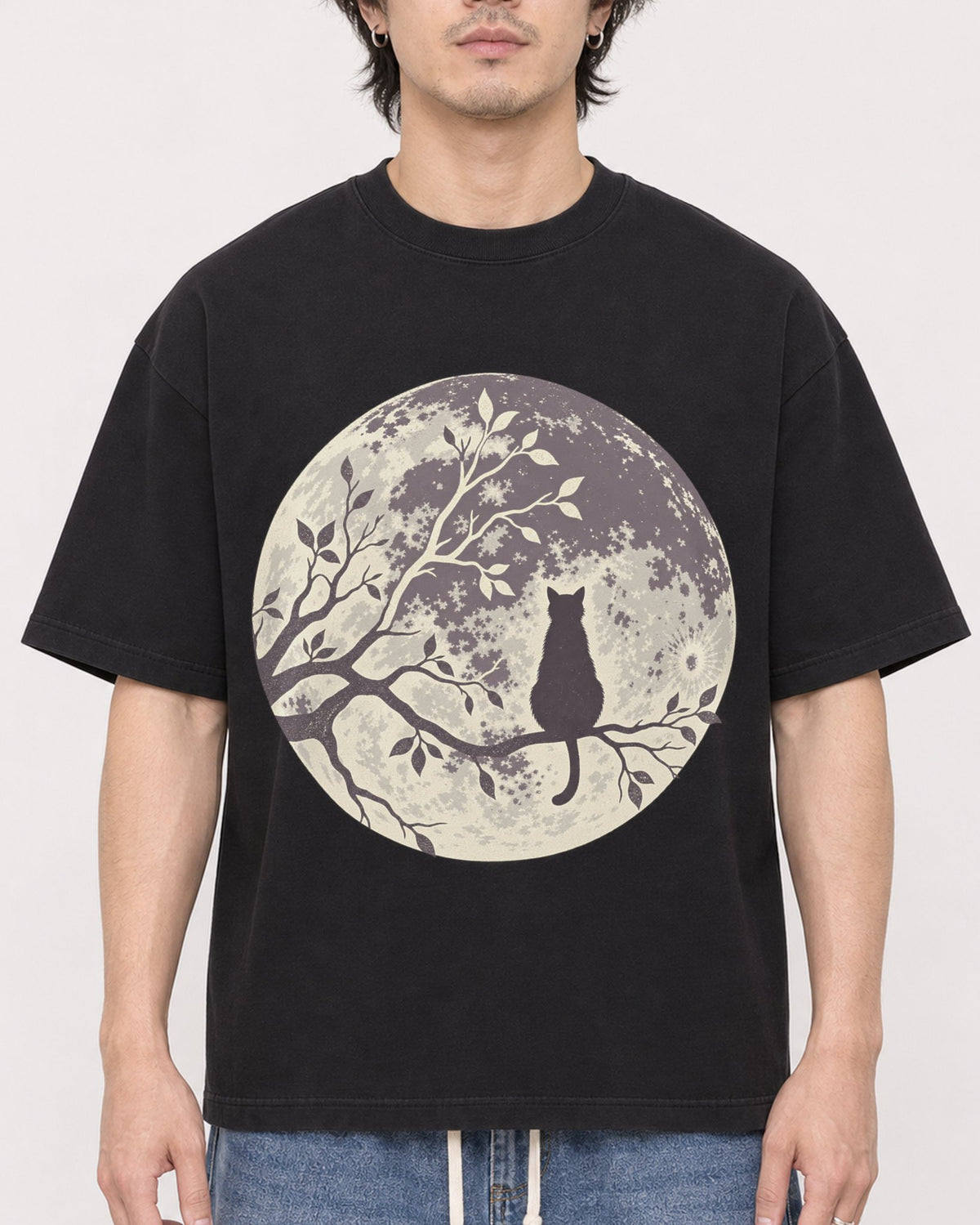 Mockup Boxy Heavyweight Tee Black male close-up 03