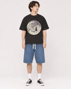 Mockup Boxy Heavyweight Tee Black male full-body 03